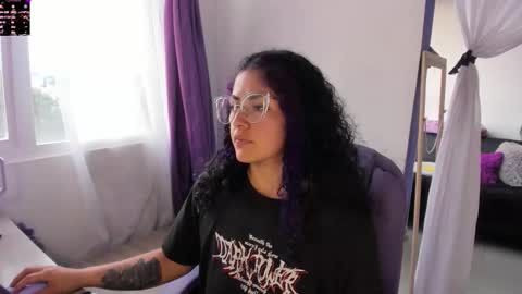 Snapshot of witchofhearts chatting on 09-29-25, 09:19 Luna Violeta A r t i s t online show from 09-29-25, 09:19