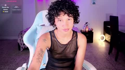 Snapshot of with_me1 chatting on 10-05-25, 11:13 with_me1 online show from 10-05-25, 11:13