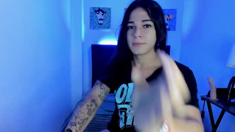 Snapshot of wiz_maleja chatting on 12-29-24, 01:38 MALEJA online show from 12-29-24, 01:38