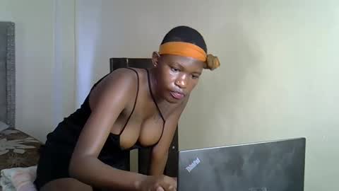 Snapshot of wizzia_khalifa chatting on 12-28-24, 09:20 girlie o online show from 12-28-24, 09:20