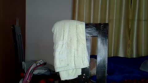 Snapshot of wizzia_khalifa chatting on 02-09-25, 09:28 girlie o online show from 02-09-25, 09:28