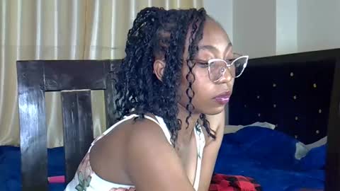 Snapshot of wizzia_khalifa chatting on 03-02-25, 01:16 girlie o online show from 03-02-25, 01:16