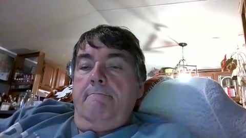 wldlife online show from 10-12-25, 10:42