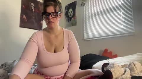 Moth online show from 02-13-25, 05:22