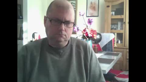 Snapshot of wobble444 chatting on 01-14-26, 10:32 wobble444 online show from 01-14-26, 10:32