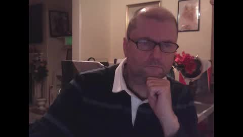 Snapshot of wobble444 chatting on 02-10-26, 12:48 wobble444 online show from 02-10-26, 12:48