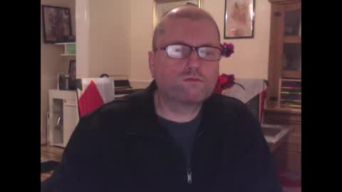Snapshot of wobble444 chatting on 02-25-26, 01:26 wobble444 online show from 02-25-26, 01:26