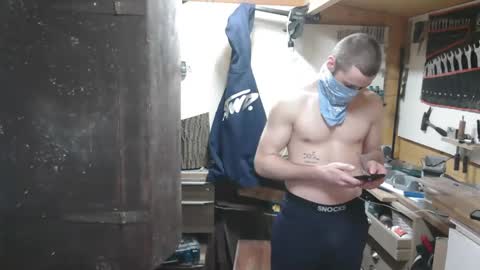 wolf021221 online show from 12-14-25, 02:55