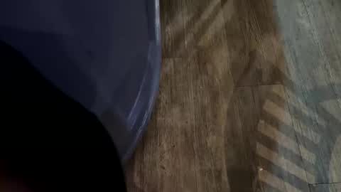 Snapshot of wolf41xxx chatting on 11-22-25, 11:59 WolfX online show from 11-22-25, 11:59