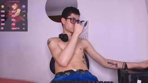  W O L F  online show from 03-03-26, 11:49