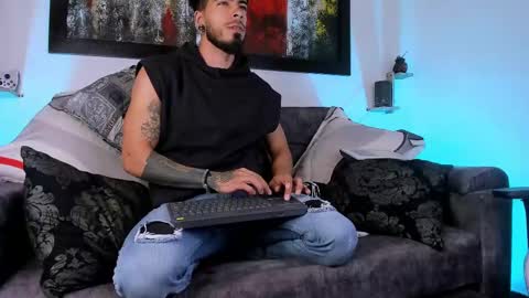 wolferatus online show from 02-11-25, 10:07