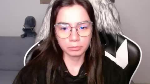 Alex online show from 11-23-25, 02:11