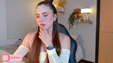   online show from 10-11-25, 04:33