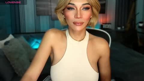 Julia online show from 03-20-26, 06:07