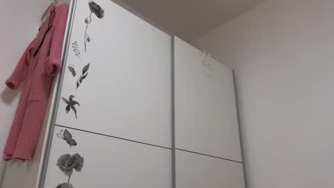 Wondergirl online show from 01-29-25, 09:23