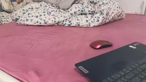 Wondergirl online show from 02-01-25, 12:26