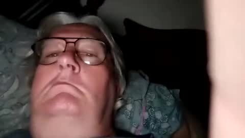 woodpecker115 online show from 10-29-25, 09:55