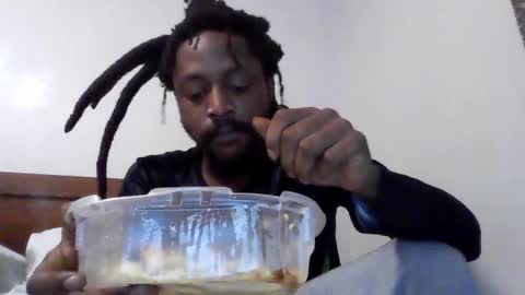 Woodpipe69 online show from 09-25-25, 05:05