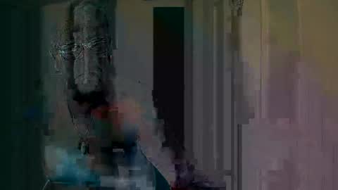 Snapshot of woodwurm chatting on 10-07-25, 03:25 woodwurm and Snoeske online show from 10-07-25, 03:25