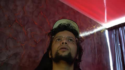 Woondeer online show from 02-14-26, 06:26