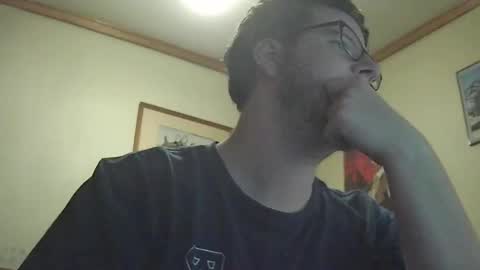 Snapshot of worsie333 chatting on 02-07-25, 01:32 worsie online show from 02-07-25, 01:32