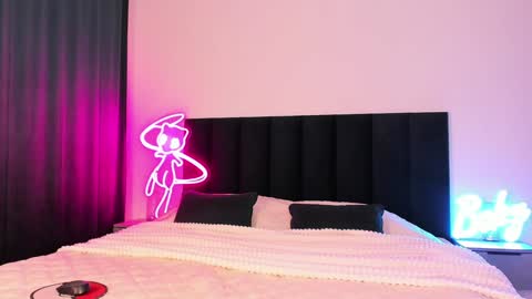 Emi online show from 12-08-24, 03:00