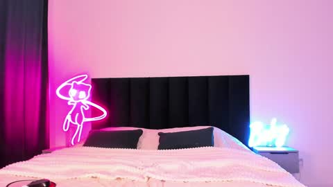 Emi online show from 12-19-24, 05:18