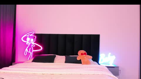 Emi online show from 12-31-24, 03:01