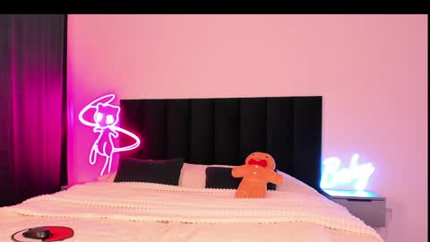 Emi online show from 01-14-25, 04:04