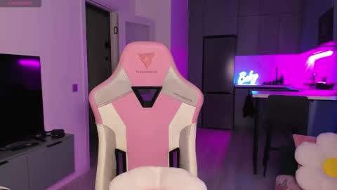 Emi online show from 11-04-25, 05:01