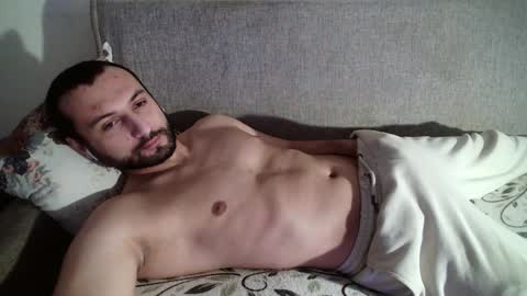 Snapshot of wowmichael69 chatting on 01-22-25, 11:01 Josy online show from 01-22-25, 11:01