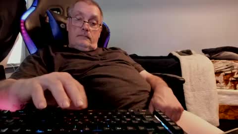 wowsers2022 online show from 09-13-25, 05:24