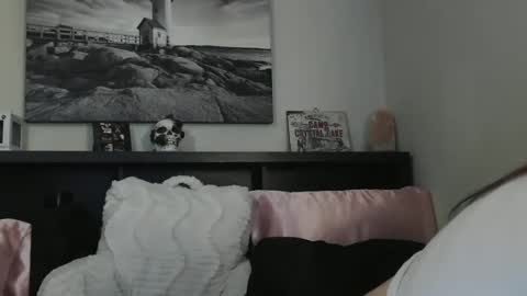 Crystal Lake online show from 01-31-25, 10:10