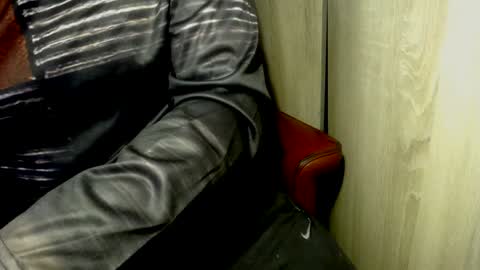 wrix online show from 12-31-24, 08:56