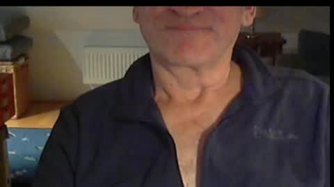 Wuki online show from 10-28-25, 09:06