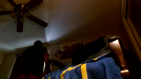 wvuguy1986 online show from 12-22-24, 06:04