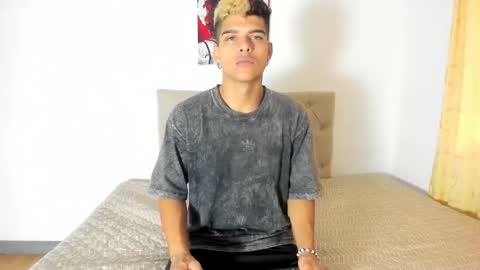 Snapshot of wyatt_2 chatting on 09-24-25, 11:46 wyatt online show from 09-24-25, 11:46