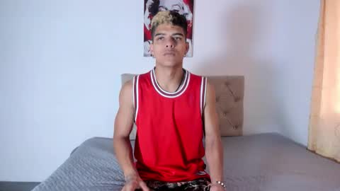 Snapshot of wyatt_2 chatting on 09-26-25, 11:47 wyatt online show from 09-26-25, 11:47