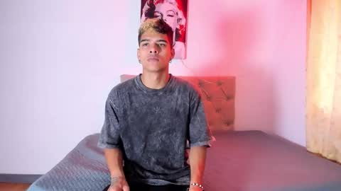 Snapshot of wyatt_2 chatting on 09-29-25, 11:26 wyatt online show from 09-29-25, 11:26