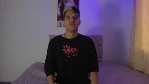 Snapshot of wyatt_2 chatting on 10-02-25, 12:01 wyatt online show from 10-02-25, 12:01