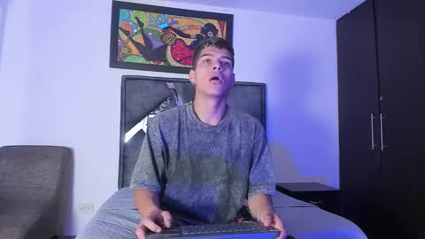 Snapshot of wyatt_2 chatting on 11-10-25, 12:15 wyatt online show from 11-10-25, 12:15