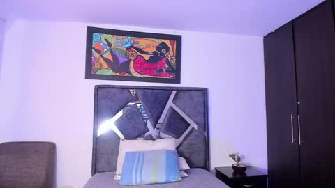 Snapshot of wyatt_2 chatting on 11-12-25, 01:00 wyatt online show from 11-12-25, 01:00