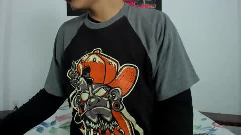 Snapshot of wyatt_2 chatting on 11-18-25, 11:14 wyatt online show from 11-18-25, 11:14