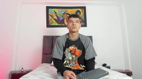 Snapshot of wyatt_2 chatting on 11-20-25, 11:43 wyatt online show from 11-20-25, 11:43