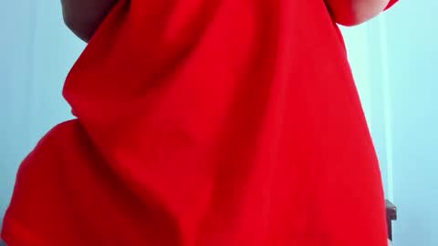 Snapshot of wyatt_2 chatting on 11-23-25, 12:05 wyatt online show from 11-23-25, 12:05