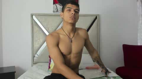 Snapshot of wyatt_2 chatting on 11-30-25, 12:53 wyatt online show from 11-30-25, 12:53