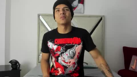 Snapshot of wyatt_2 chatting on 12-01-25, 12:32 wyatt online show from 12-01-25, 12:32