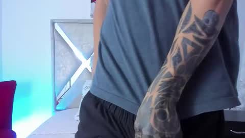 Snapshot of wyatt_2 chatting on 12-05-25, 01:09 wyatt online show from 12-05-25, 01:09