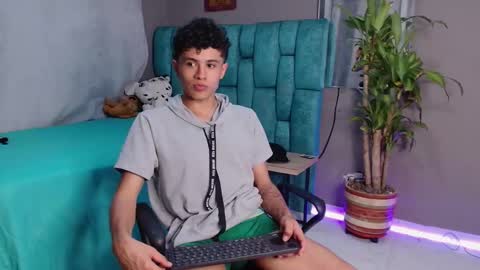 wyatt online show from 01-22-25, 11:32