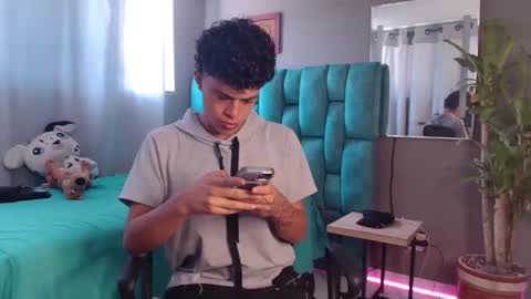 wyatt online show from 01-23-25, 04:48